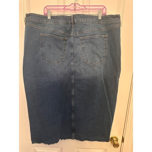 Torrid Maxi Denim Slit Front Skirt size 22 - Picture 3 of 5